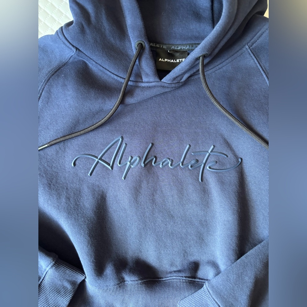 Alphalete Cropped Hoodie